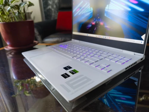 [VENDU] HP OMEN 16 TRANSCEND - i9-14900HX - RTX 4070 8 Go - Ecran16" QHD+ 2k 240 Hz -SSD 1TB - 32Go 