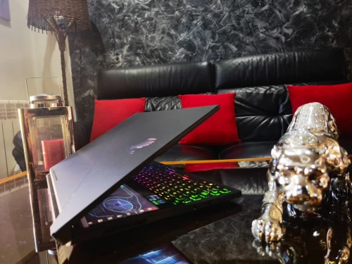 [VENDU]ASUS ROG ZEPHYRUS DUO 16 - 9 7945HX-RTX 4090 16Go-Écran 16" Mini-Led 240Hz-RAM 64Go -SSD 2TB 