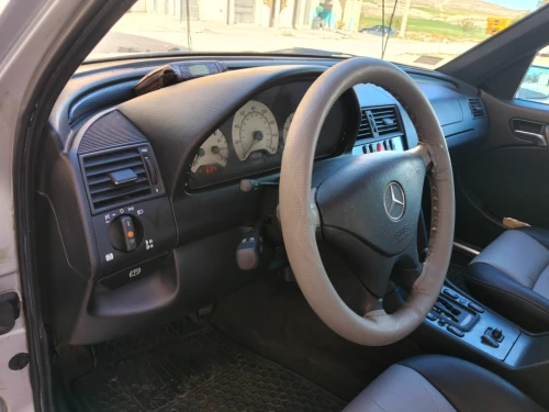 Mercedes Classe C 1995 230 kompresseur