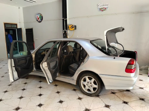 Mercedes Classe C 1995 230 kompresseur