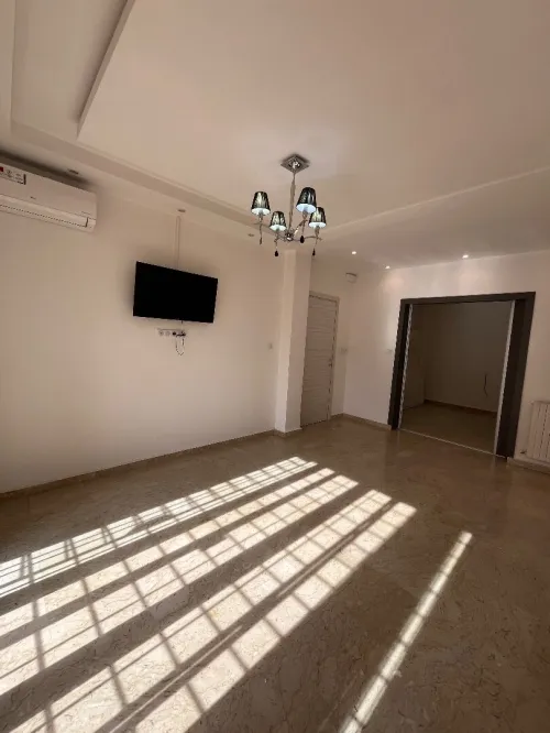 Location Appartement Niveau de villa F4 Alger Birkhadem