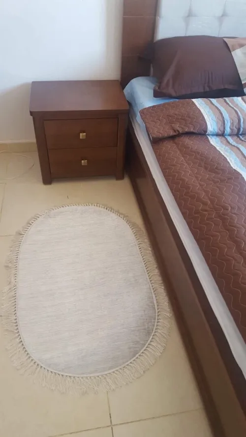 Chambre à coucher sans armoire