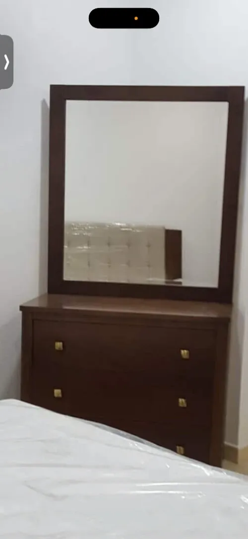 Chambre à coucher sans armoire