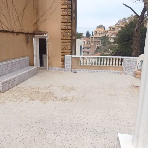 Location Appartement Niveau de villa F5 Alger Bouzareah