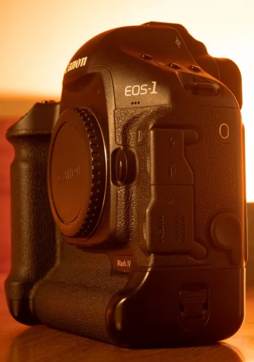 canon 1d mark IV