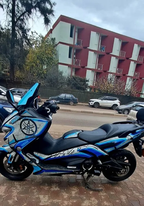 Tmax 530DX Dx 2018