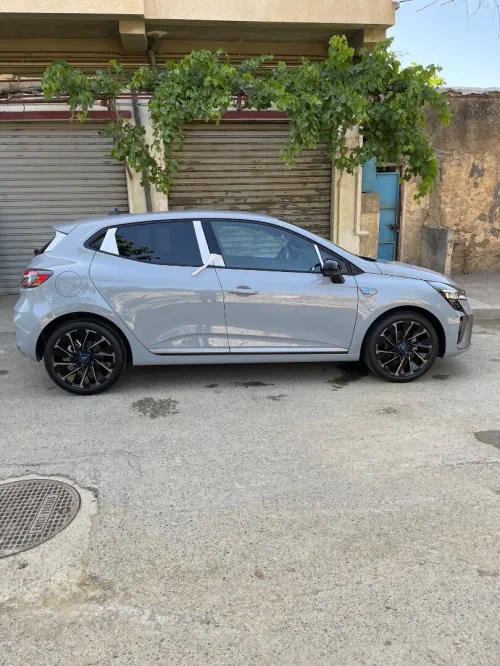 Renault Clio 5  2026 Alpine