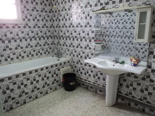 Location Appartement Niveau de villa F6 Alger Bir mourad rais