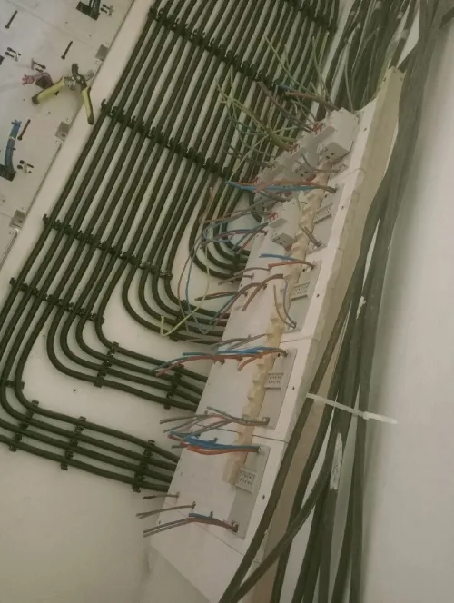 Électricité générale batiments كهرباء معمارية  وصناعية