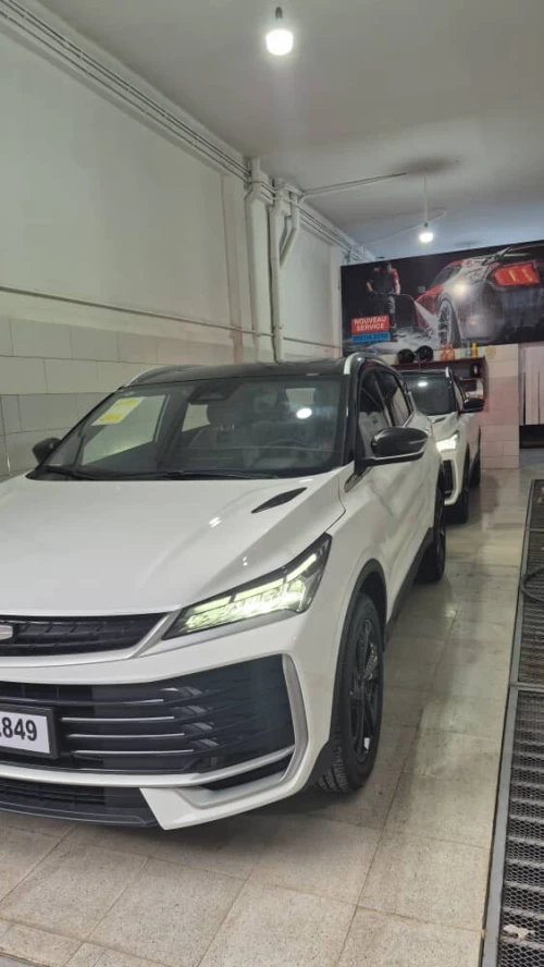 Geely Coolray 2026 1.5 turbo 181 cv