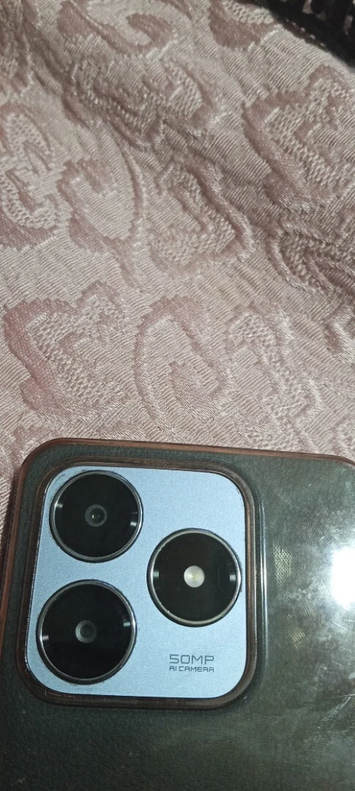 Realme C63