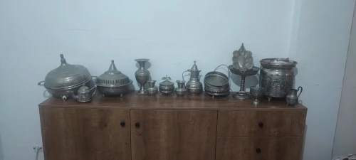 أواني منزلية تقليدية نحاسية