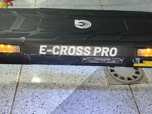 Urban glide E cross pro 2025