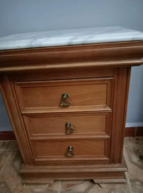 Lit en bois et métal