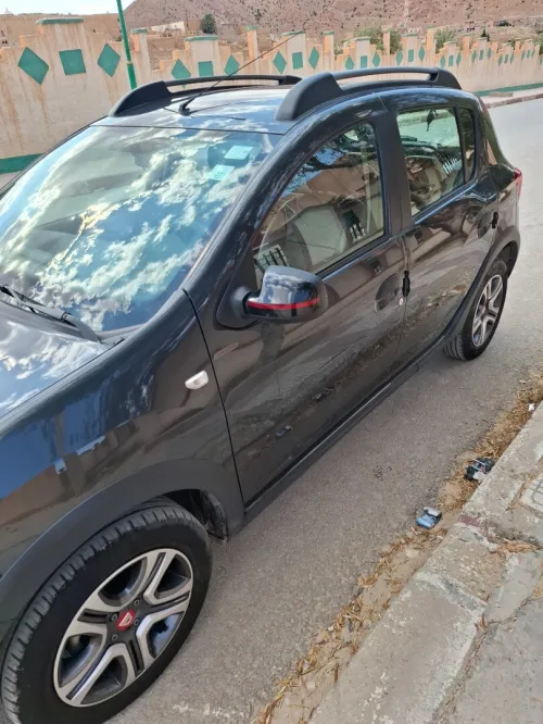 Dacia Stepway 2019 Techroad