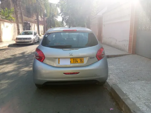Peugeot 208 2014 208