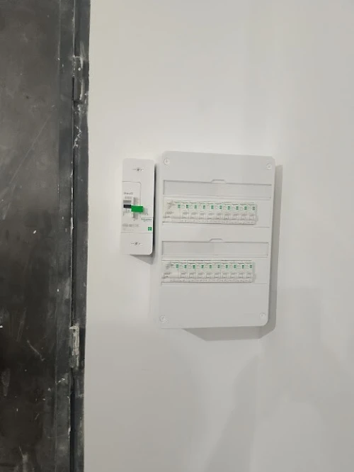 électricien bâtiment كهربائي