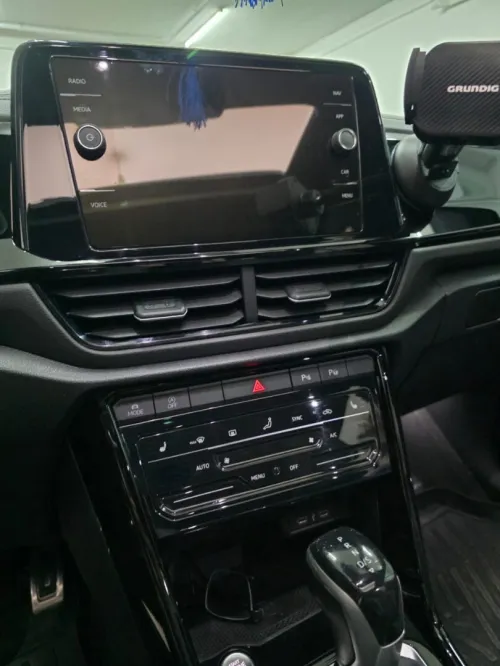 Volkswagen T-Roc 2024 R-Line 