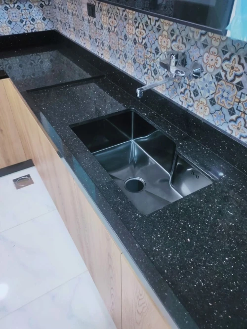 Quartz et Granite e Marbre