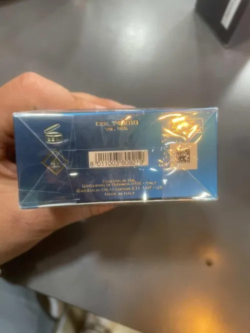 سلام عليكم كاين 3 parfum هابطين كابة للبيع في 3 مرحبا