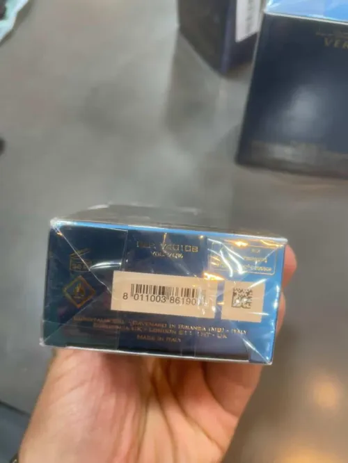 سلام عليكم كاين 3 parfum هابطين كابة للبيع في 3 مرحبا