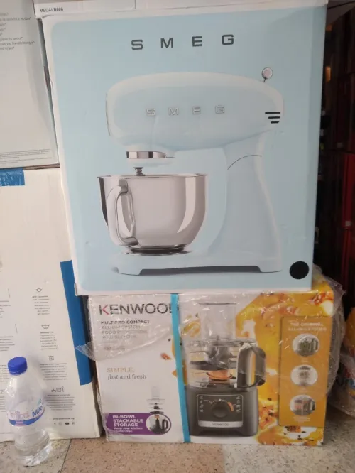 Robot pétrin mixeur machine à café