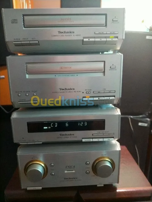 Chaîne Technics bluetooth et télécommande 