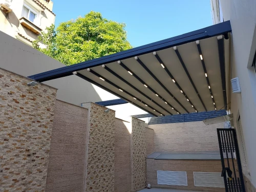 Pergola Bâche PVC Rétractable Motorisée