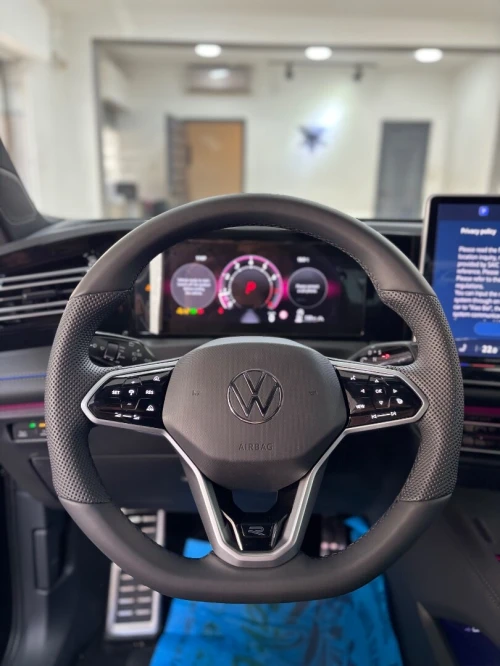 Volkswagen Tiguan 2025 R