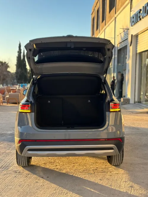 Volkswagen Tahru 2025 