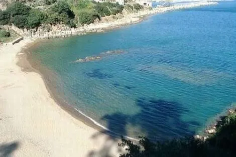 Location vacances Appartement F4 Skikda Collo