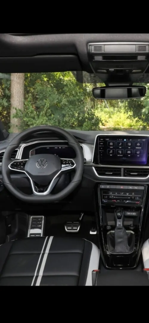 Volkswagen T-Roc 2025 R-Line 