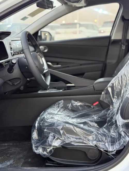 Hyundai Elantra 2025 Full
