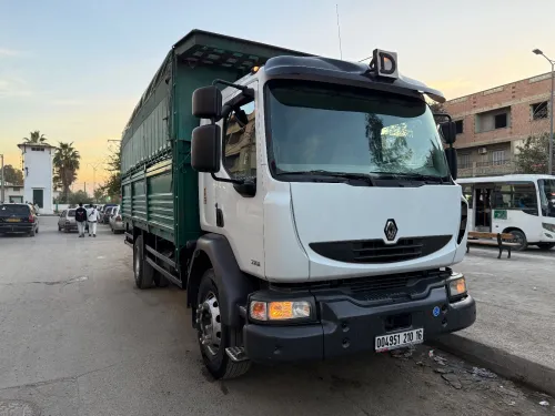 Renault Midlum 2010