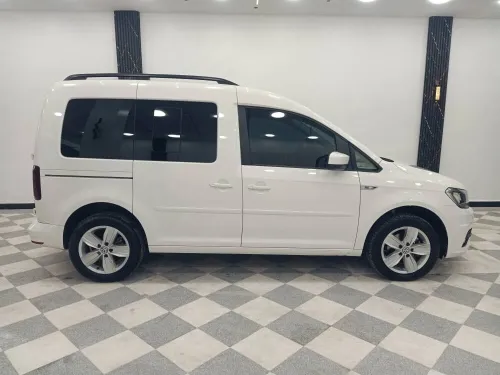Volkswagen Caddy 2017 Confortline