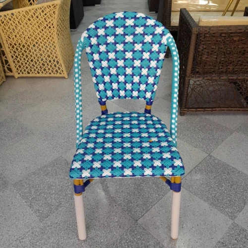 Chaise parisienne sans accoudoirs en aluminium et rotin  Nouvel arrivage