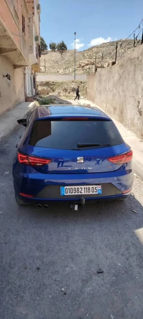 Seiat Leon fr+ 2018 Fr+