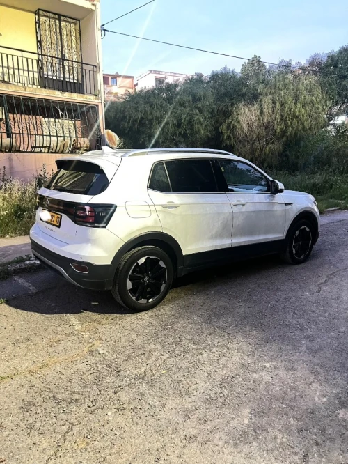 Volkswagen Tacqua 2023 