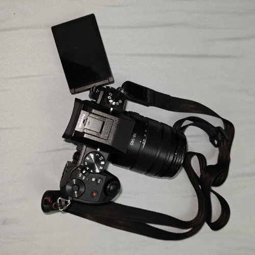 LUMIX G7