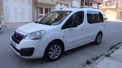 Peugeot Partner 2015 Tepee Allure 