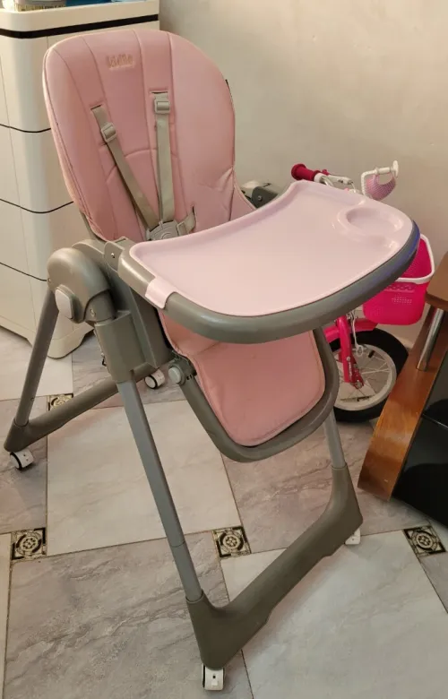 Chaise haute bébé kidilo pliable avec hauteur et siège réglable