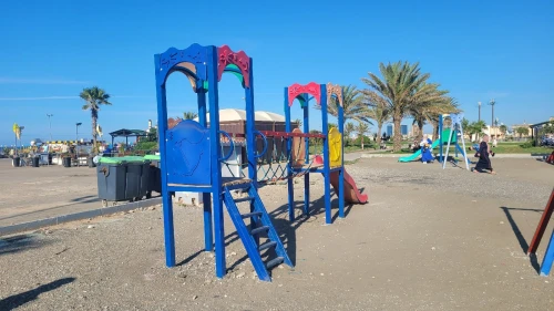 Fournisseur Éclairage public industriel BANC public el hamiz العاب الحداىق كراس حديد حطب 