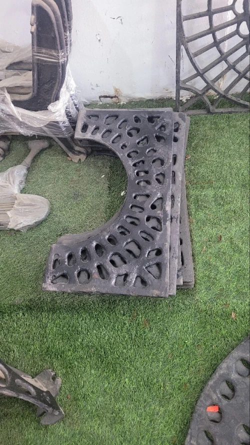 Fournisseur banc en fonte et bois corbeille born de stationnement grille d'arbres 1m80 2m tampon grille avaloir caniveaux
