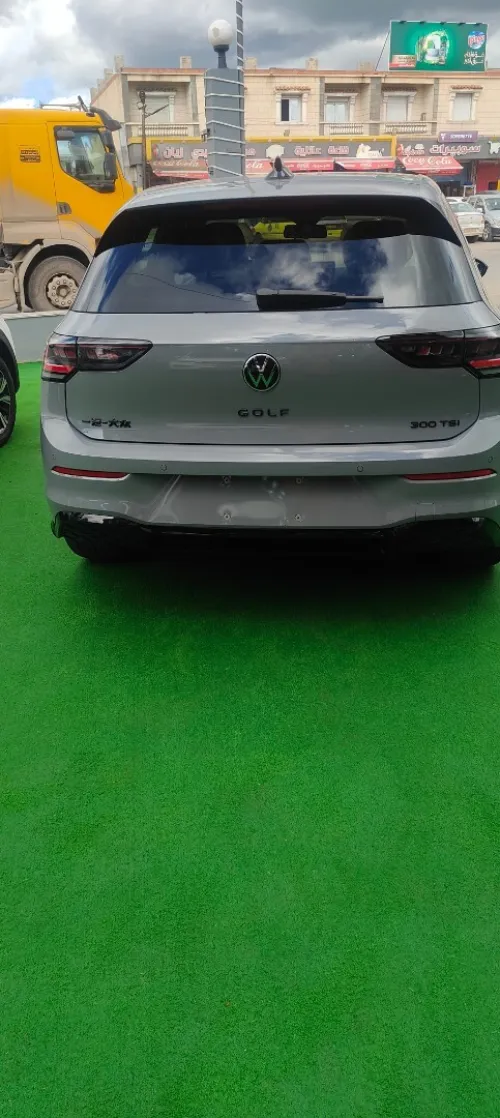 Volkswagen Golf 8 2025 R-Line