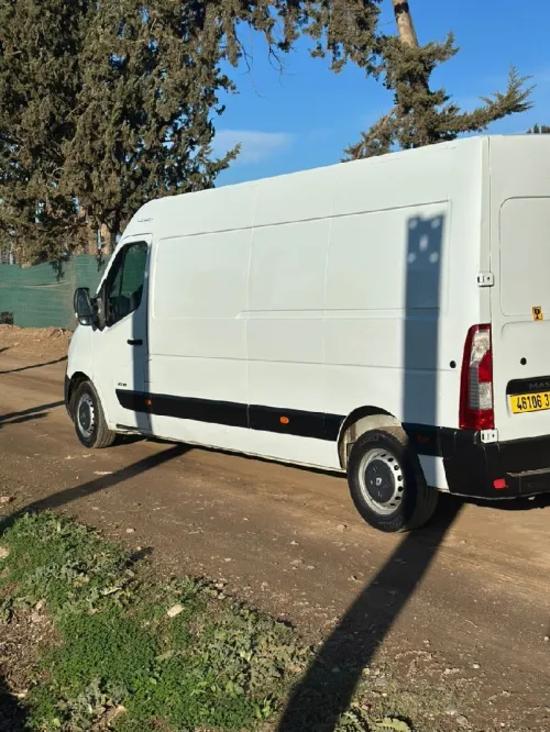 Renault Master 2012