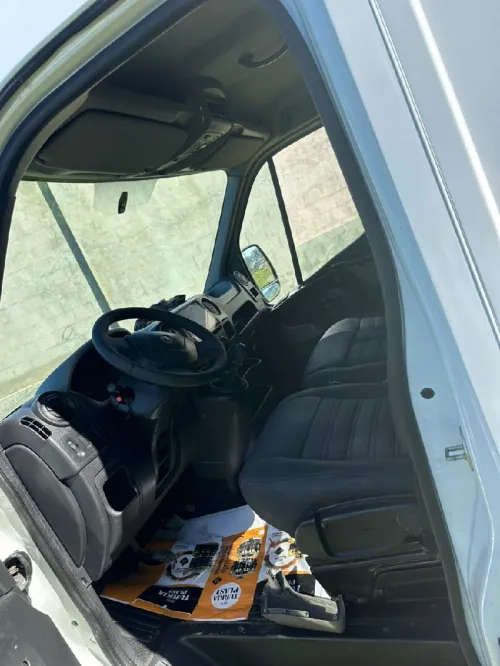 Renault Master 2012