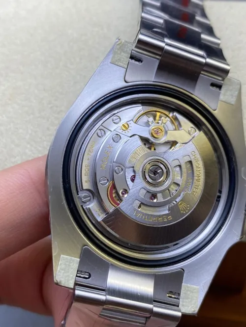 Montre Rolex GMT MASTER II RootBeer (Clean / Clone)