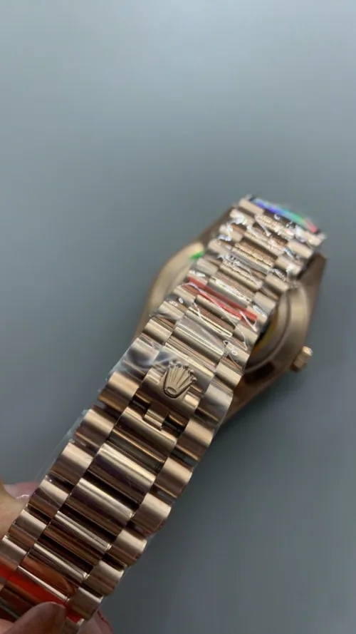 Montre Rolex DayDate RoseGold (Clean / Clone)