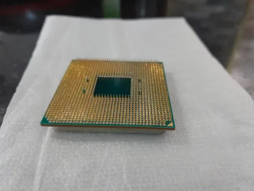 AMD ryzen 5 pro 3400g livraison disponible