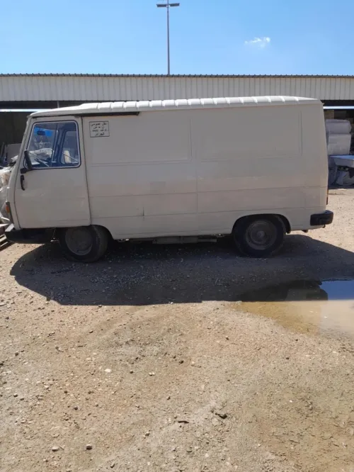 Peugeot J9 1985